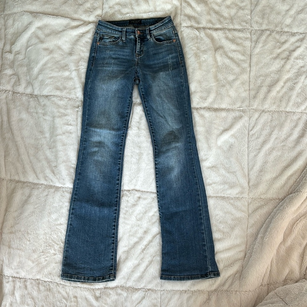 Women’s Judy Blue bootcut stretch jeans. Size 1/25